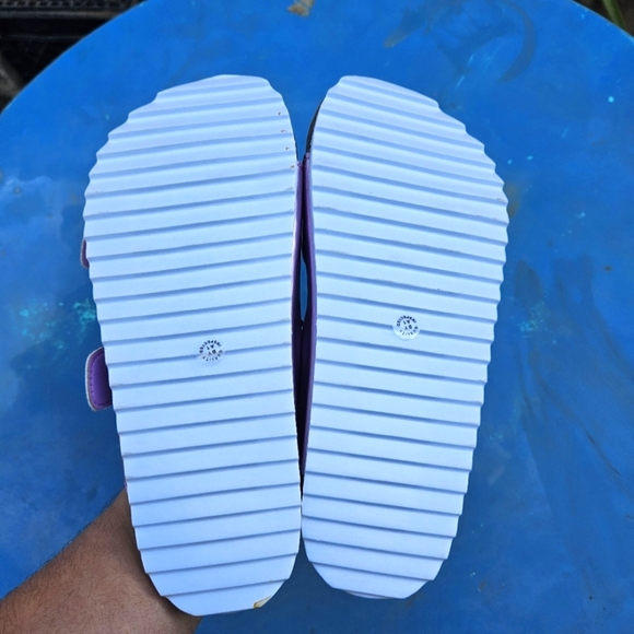 ThereAbouts Sandals Girls Size 2M - Picture 13 of 14